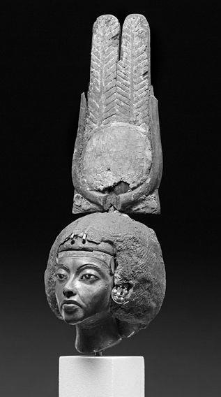 Иллюстрация к книге — Древний Египет. Женщины-фараоны [i_043.jpg]