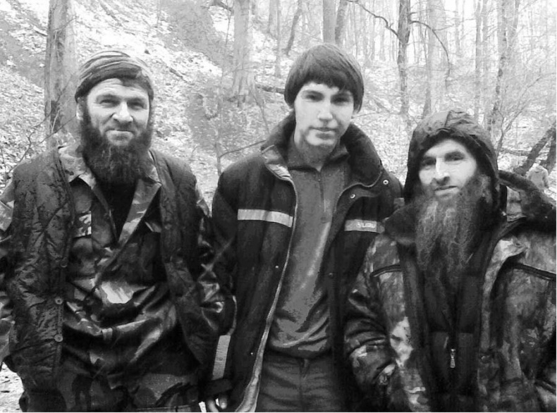 Иллюстрация к книге — Убийства, теракты, катастрофы. По следам кровавых преступлений [imgd98.jpg]