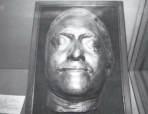 Иллюстрация к книге — Печальные ритуалы императорской России [i_046.jpg]