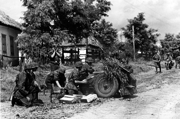 Иллюстрация к книге — Уманский &quot;котел&quot;. Трагедия 6-й и 12-й армий [i_025.jpg]