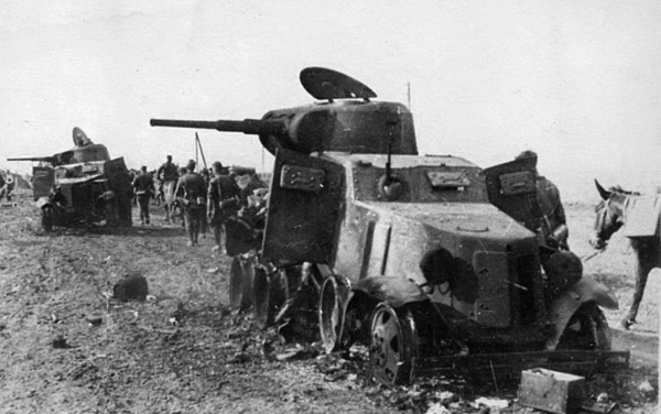 Иллюстрация к книге — Уманский &quot;котел&quot;. Трагедия 6-й и 12-й армий [i_026.jpg]