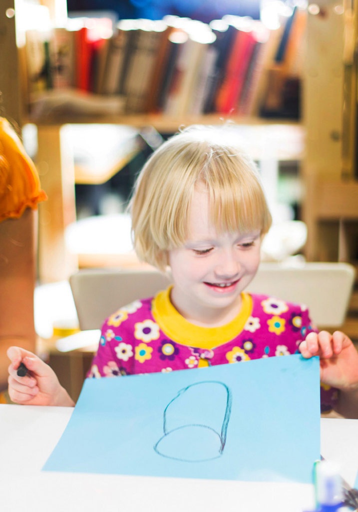 Иллюстрация к книге — О детском рисовании [documentnamee_2_fmt.jpg_0.jpg]