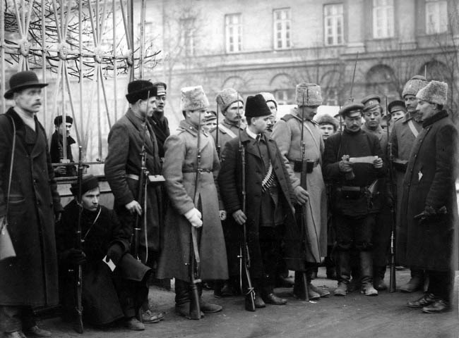 Иллюстрация к книге — Уголовный розыск. Петроград - Ленинград - Петербург [img_id007.jpg]