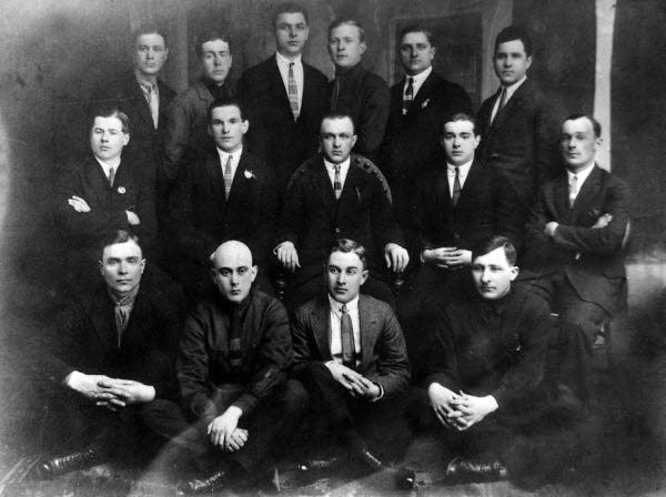 Иллюстрация к книге — Уголовный розыск. Петроград - Ленинград - Петербург [img_id031.jpg]