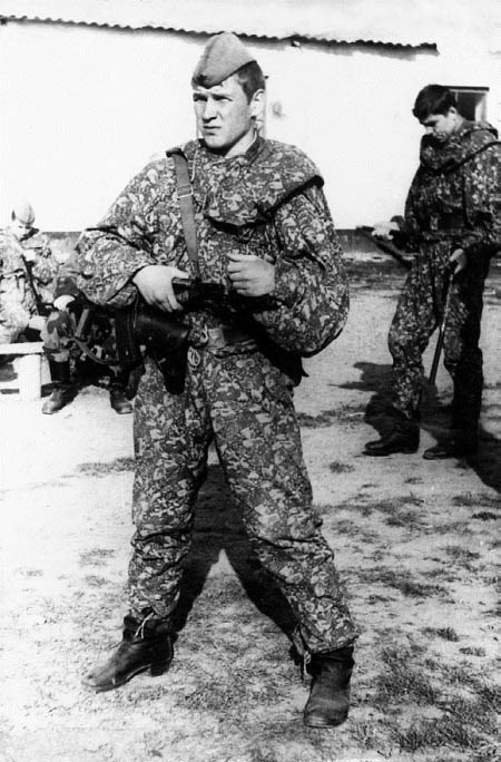 Иллюстрация к книге — Уголовный розыск. Петроград - Ленинград - Петербург [img_id068.jpg]