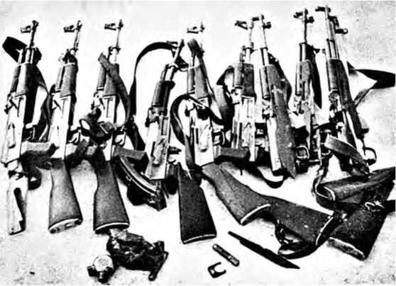 Иллюстрация к книге — Советско-китайские войны. Пограничники против маоистов Уцененный товар (№1) [i_027.jpg]