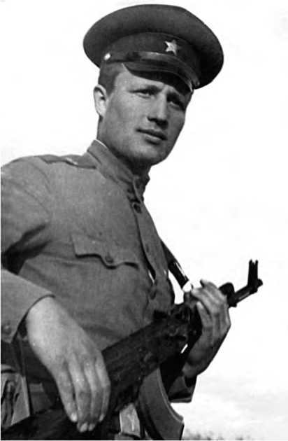 Иллюстрация к книге — Советско-китайские войны. Пограничники против маоистов Уцененный товар (№1) [i_043.jpg]