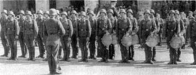 Иллюстрация к книге — Дивизия &quot;Герман Геринг&quot; [i_019.jpg]