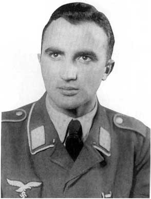 Иллюстрация к книге — Дивизия &quot;Герман Геринг&quot; [i_023.jpg]