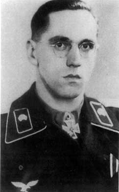 Иллюстрация к книге — Дивизия &quot;Герман Геринг&quot; [i_028.jpg]