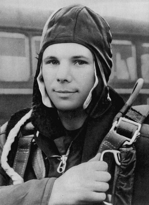 Иллюстрация к книге — Путь к звездам. Из истории советской космонавтики [i_013.jpg]