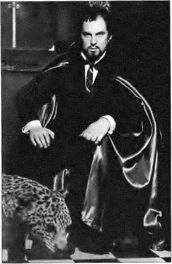 Иллюстрация к книге — Тайная жизнь сатаниста. Авторизованная биография Антона ЛаВея [i_012.jpg]