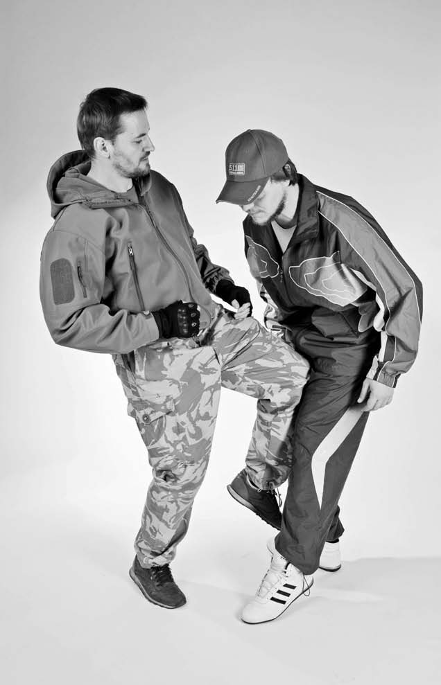 Иллюстрация к книге — Самозащита без оружия. Как победить в драке на улице, не владея боевыми искусствами [i_015.jpg]