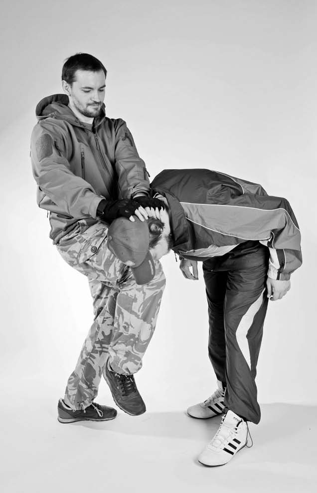 Иллюстрация к книге — Самозащита без оружия. Как победить в драке на улице, не владея боевыми искусствами [i_019.jpg]