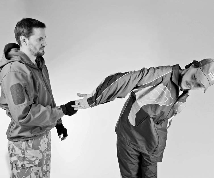 Иллюстрация к книге — Самозащита без оружия. Как победить в драке на улице, не владея боевыми искусствами [i_034.jpg]