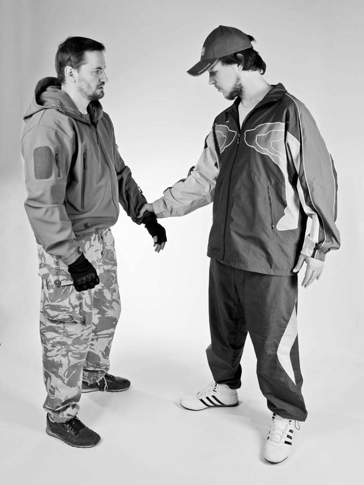 Иллюстрация к книге — Самозащита без оружия. Как победить в драке на улице, не владея боевыми искусствами [i_037.jpg]