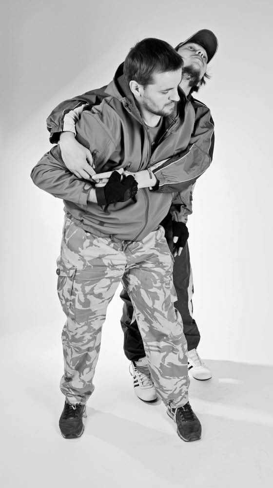 Иллюстрация к книге — Самозащита без оружия. Как победить в драке на улице, не владея боевыми искусствами [i_103.jpg]