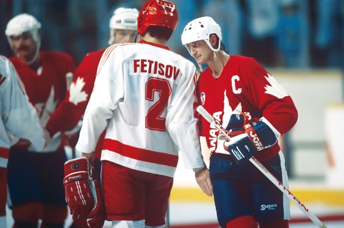 Иллюстрация к книге — Стенка на стенку. Хоккейное противостояние Канада-Россия [i_058.jpg]