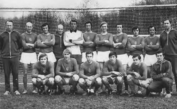 Иллюстрация к книге — Мяч, пробитый им, и теперь летит над землей. Древо памяти Валентина Бубукина [_30.jpg]