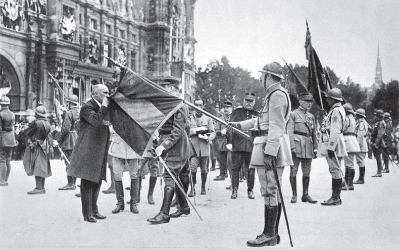 Иллюстрация к книге — История Франции [_292.jpg]