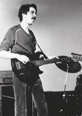 Иллюстрация к книге — Наутилус Помпилиус. Мы вошли в эту воду однажды [i_003.jpg]