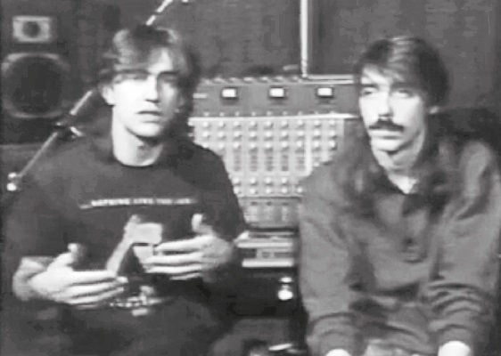 Иллюстрация к книге — Наутилус Помпилиус. Мы вошли в эту воду однажды [i_049.jpg]