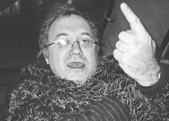 Иллюстрация к книге — Наутилус Помпилиус. Мы вошли в эту воду однажды [i_071.jpg]