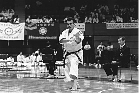 Иллюстрация к книге — Энциклопедия каратэ. История и философия, теория и практика, педагогические принципы и методики обучения [_01_fmt.jpg]