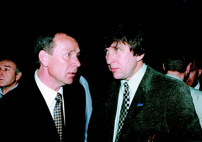 Иллюстрация к книге — Люди в черном. Непридуманные истории о судействе начистоту [i_041.jpg]