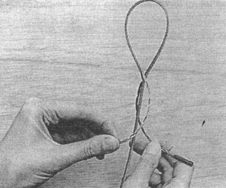 Иллюстрация к книге — Морские узлы в обиходе [pic_111.jpg]