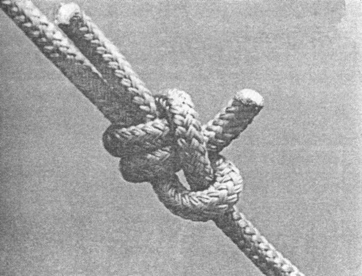 Иллюстрация к книге — Морские узлы в обиходе [pic_32.jpg]