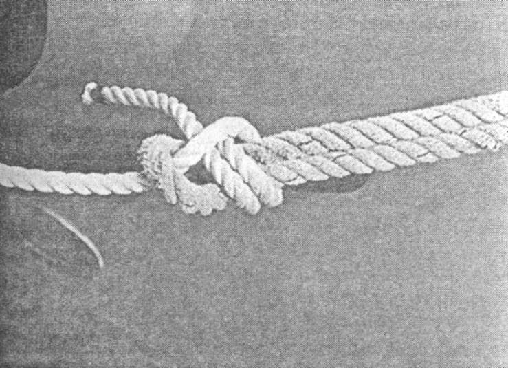 Иллюстрация к книге — Морские узлы в обиходе [pic_33.jpg]