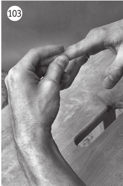 Иллюстрация к книге — 5 минут изометрических упражнений для тех, кто не отрывает попы от стула [autogen_ebook_id129.jpg]