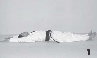 Иллюстрация к книге — Выживают сильнейшие. Физическая подготовка в практике боевых искусств и единоборств [i_048.jpg]