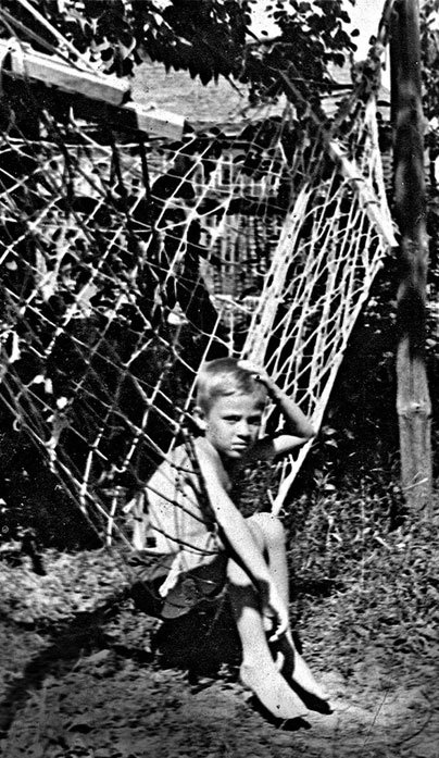 Иллюстрация к книге — Но кто мы и откуда [i_009.jpg]