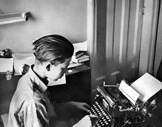 Иллюстрация к книге — Но кто мы и откуда [i_011.jpg]