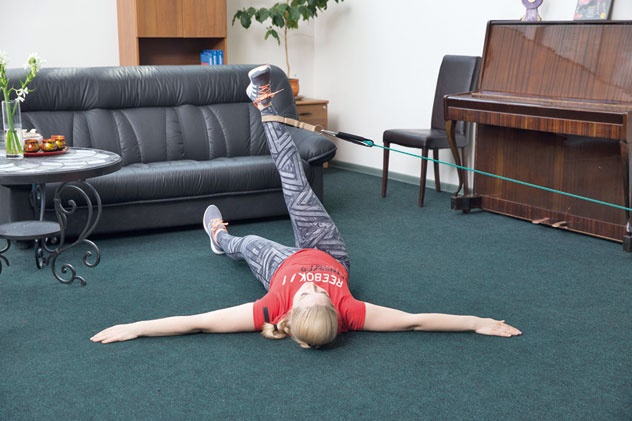 Иллюстрация к книге — Домашние уроки здоровья. Гимнастика без тренажеров [i_060.jpg]