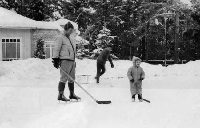 Иллюстрация к книге — Я везучий. Вспоминаю, улыбаюсь, немного грущу [i_015.jpg]