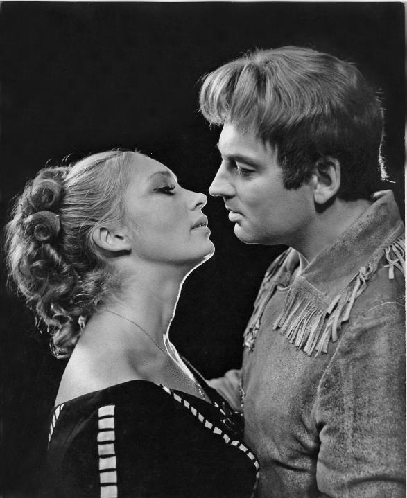 Иллюстрация к книге — Я везучий. Вспоминаю, улыбаюсь, немного грущу [i_022.jpg]