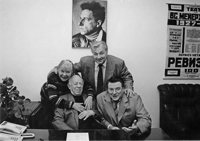 Иллюстрация к книге — Я везучий. Вспоминаю, улыбаюсь, немного грущу [i_027.jpg]