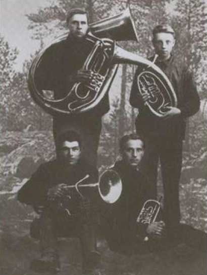 Иллюстрация к книге — Расплетин [i_009.jpg]