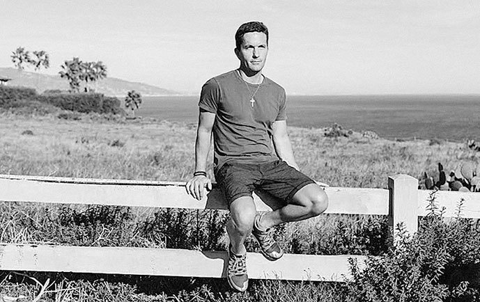 Иллюстрация к книге — Я забыл умереть [i_004.jpg]