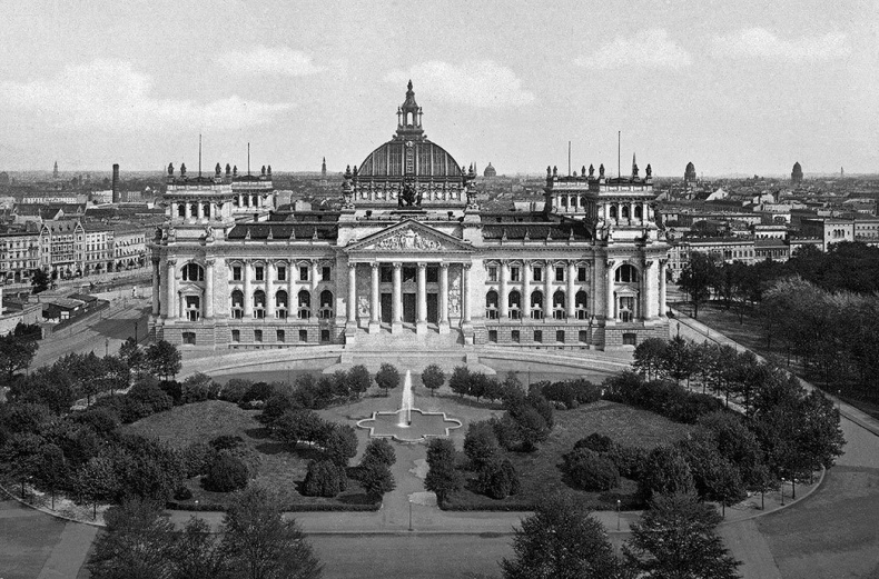 Иллюстрация к книге — История Германии [i_170.jpg]