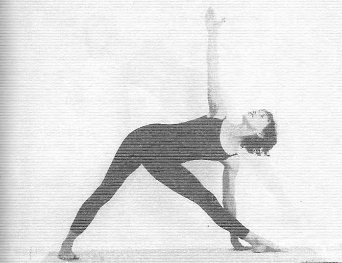 Иллюстрация к книге — Новая йога для тех, кому за 50: обратите вспять процессы старения. Руководство по йоге для людей среднего и старшего возраста [image25.jpg]