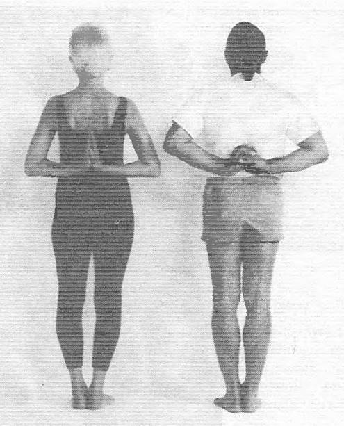 Иллюстрация к книге — Новая йога для тех, кому за 50: обратите вспять процессы старения. Руководство по йоге для людей среднего и старшего возраста [image86.jpg]