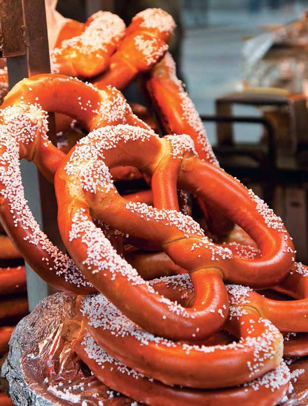 Иллюстрация к книге — Кулинарная энциклопедия. Том 15. К. Креветки - Кулич [_16.jpg]