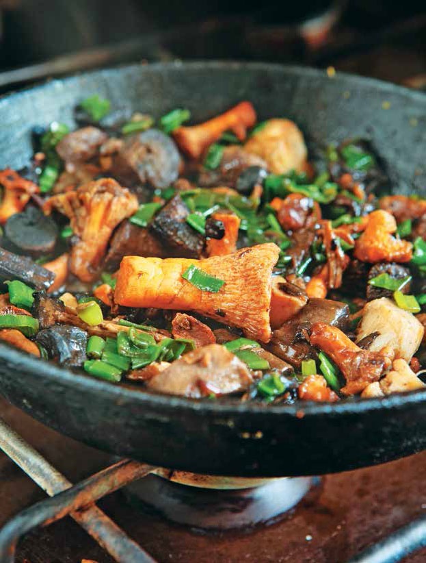 Иллюстрация к книге — Кулинарная энциклопедия. Том 7. Г-Д. Граппа - Датские булочки [_34.jpg]