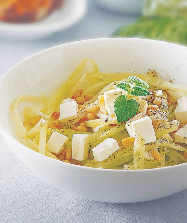 Иллюстрация к книге — Вкусные блюда и заготовки к столу из вашего сада и огорода [i_001.jpg]