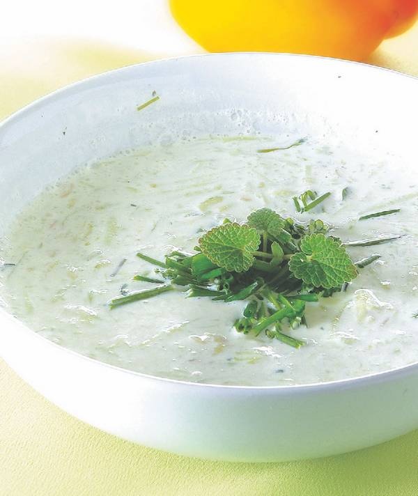 Иллюстрация к книге — Вкусные блюда и заготовки к столу из вашего сада и огорода [i_004.jpg]