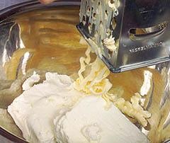 Иллюстрация к книге — Кулинарная коллекция. Шаг за шагом [desserts_09_1.jpg]